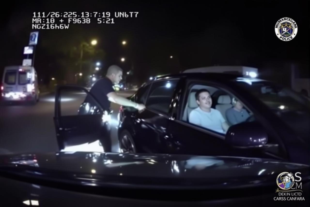 吃瓜爆料黑料网站反转：某男星被指酒驾实为代驾开车，交警记录仪澄清
